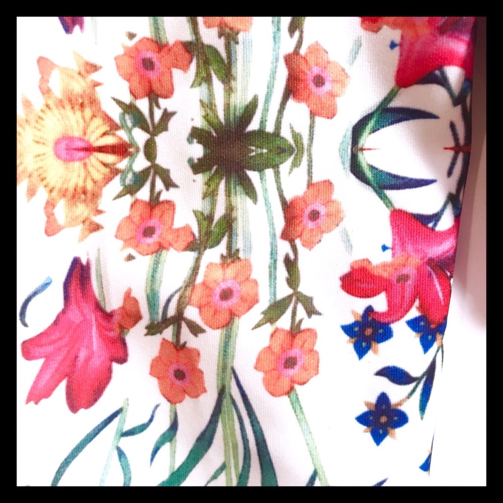 🌸FLORAL CAT TRACK JACKET!🌷 - Picture 4 of 8